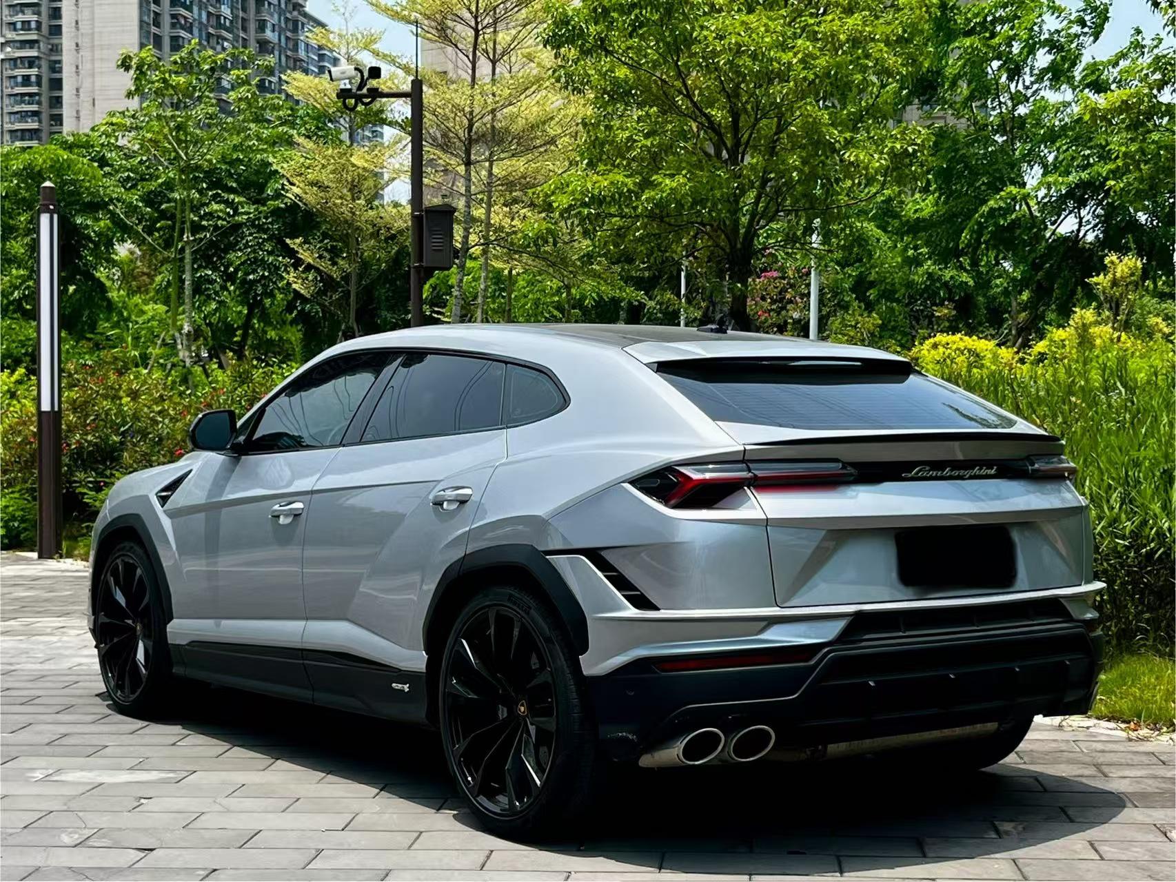二手兰博基尼 Urus 银色/黑色 2021款 4.0T V8