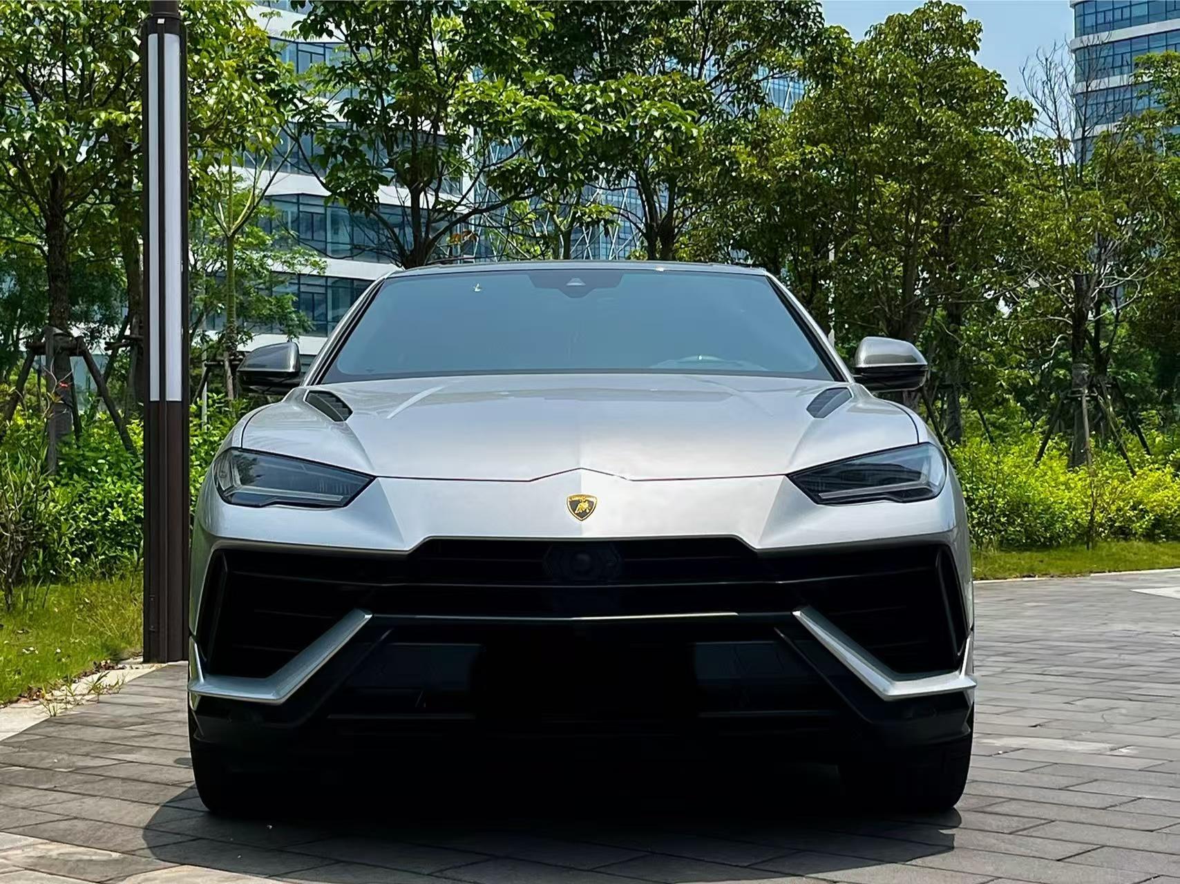 二手兰博基尼 Urus 银色/黑色 2021款 4.0T V8