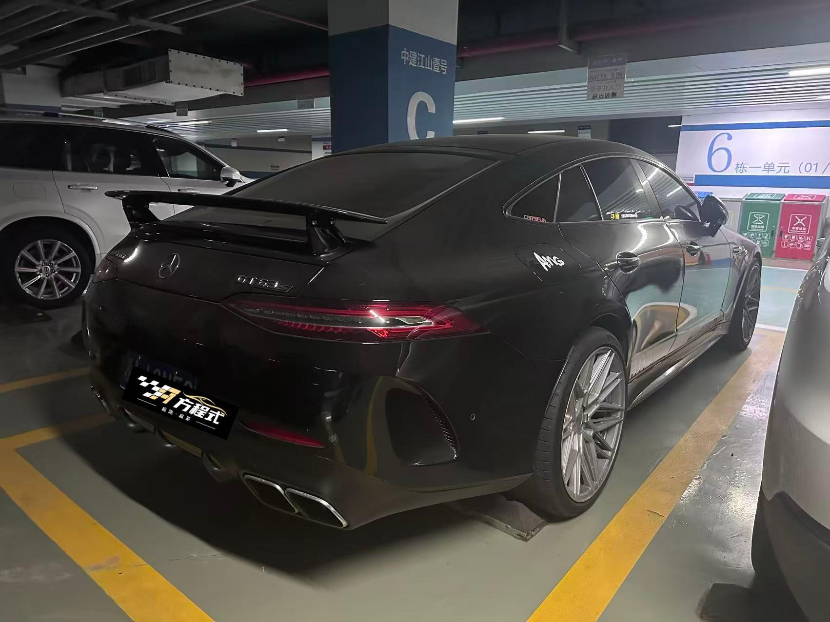 二手奔驰 AMG GT 黑色/米色 GT 63 S 中规版