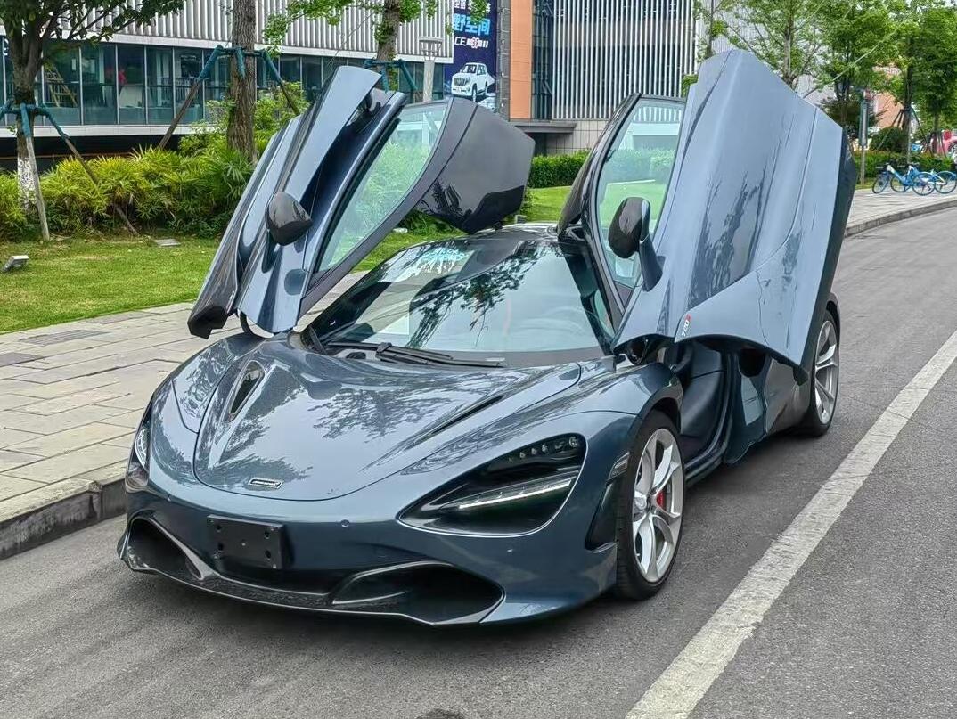 二手迈凯伦 720S 灰外/黑红内 2019款 4.0T Coupe