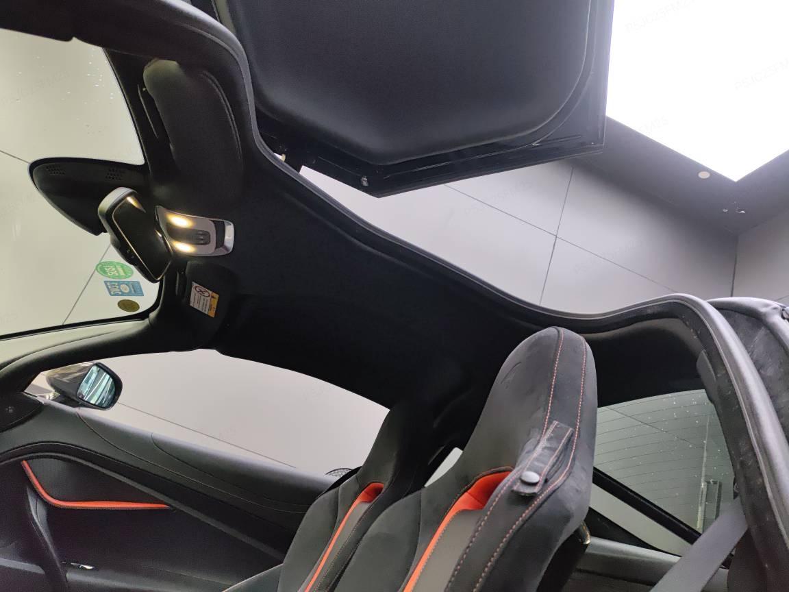二手迈凯伦 720S 白外/黑红 2019款 4.0T Coupe