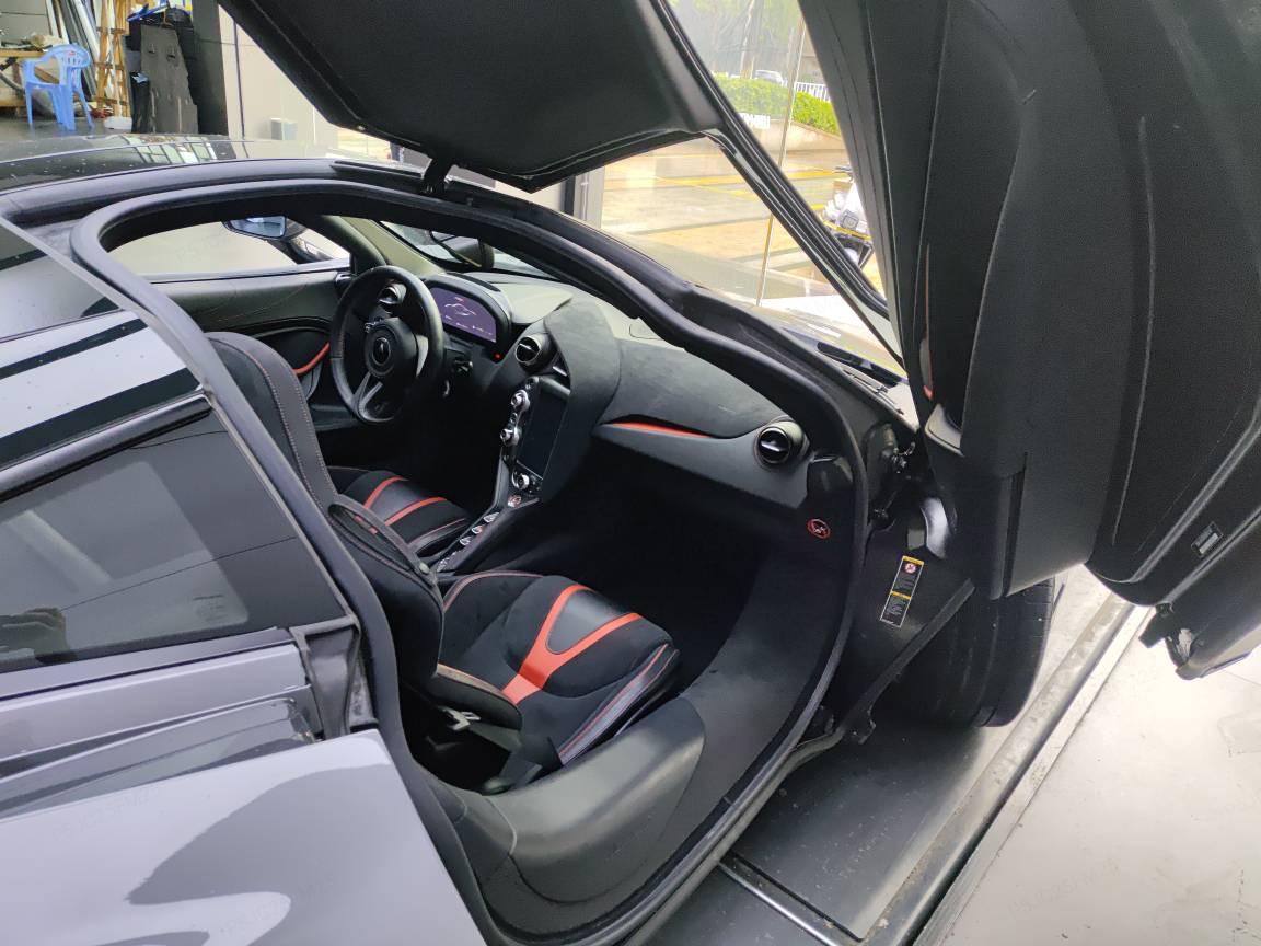二手迈凯伦 720S 白外/黑红 2019款 4.0T Coupe