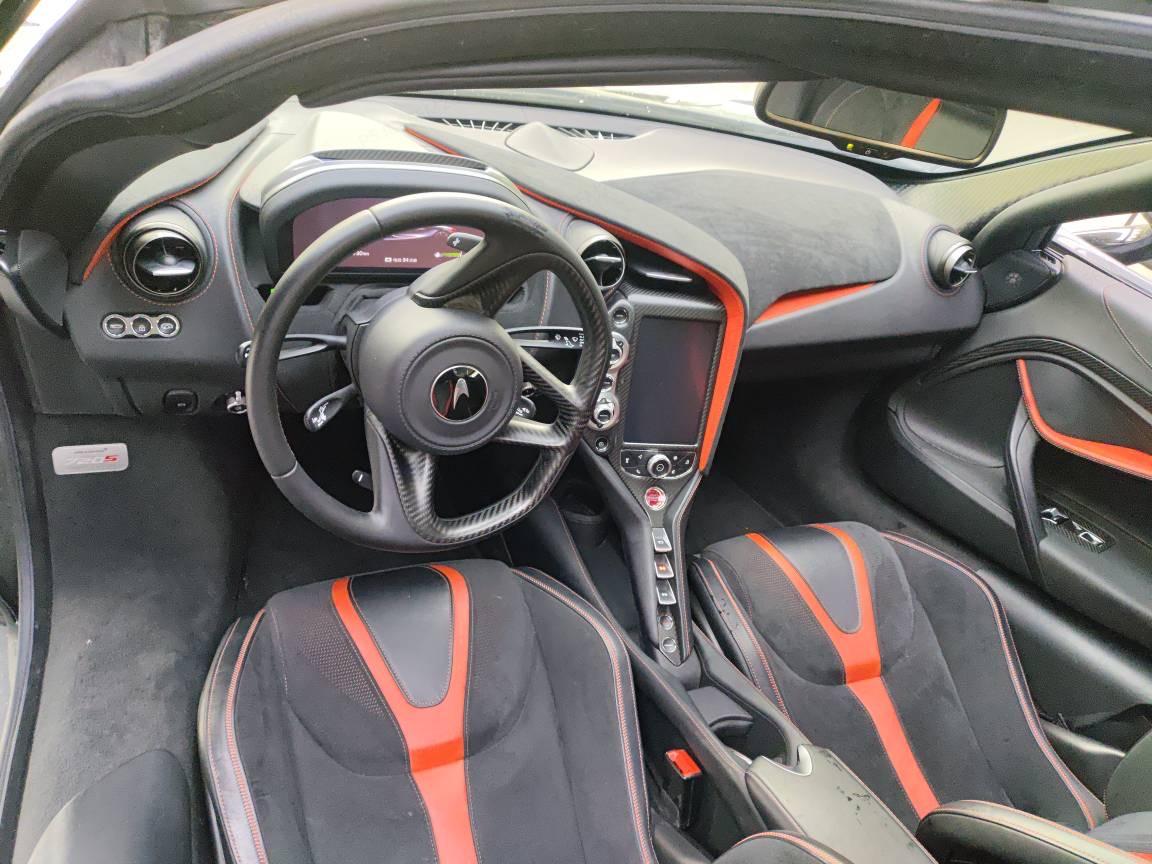 二手迈凯伦 720S 白外/黑红 2019款 4.0T Coupe