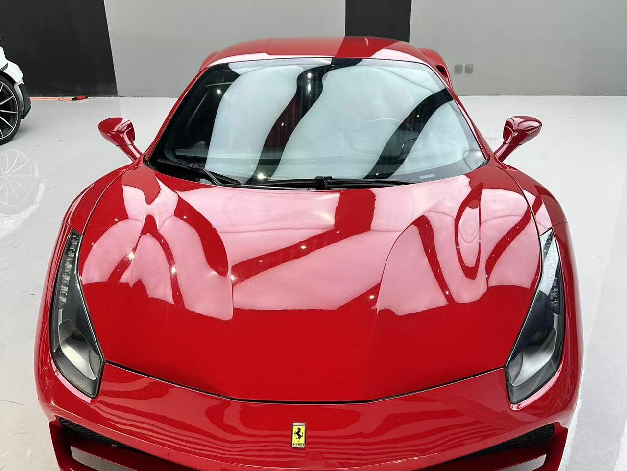 二手法拉利 488 红色/红色 2015款 488 GTB