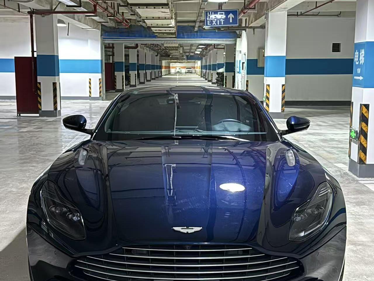 二手阿斯顿·马丁 DB11 蓝色/黑色 2020款 4.0T V8 Coupe