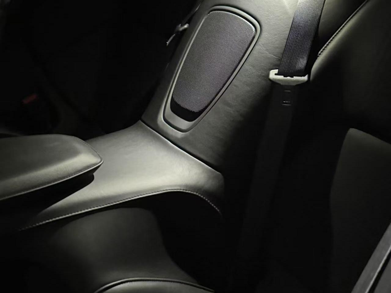 二手阿斯顿·马丁 DB11 蓝色/黑色 2020款 4.0T V8 Coupe