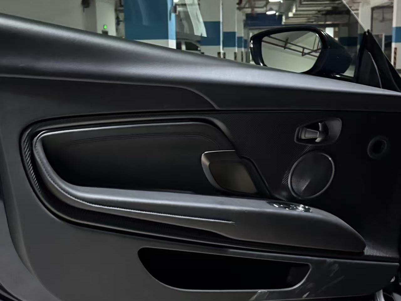 二手阿斯顿·马丁 DB11 蓝色/黑色 2020款 4.0T V8 Coupe