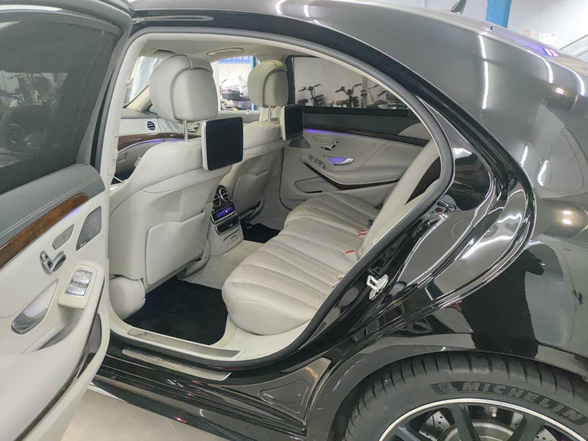 二手奔驰 AMG 黑色/米色 AMG S63L 4MATIC 中规版