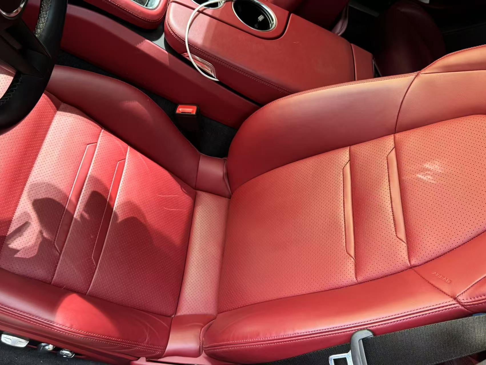 二手保时捷 Panamera 细花白/红色 2022款 Panamera 4 Sport Turismo 2.9T