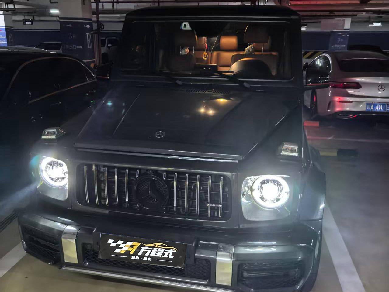 二手奔驰 奔驰G级 银灰色/棕色 2018款 G 500