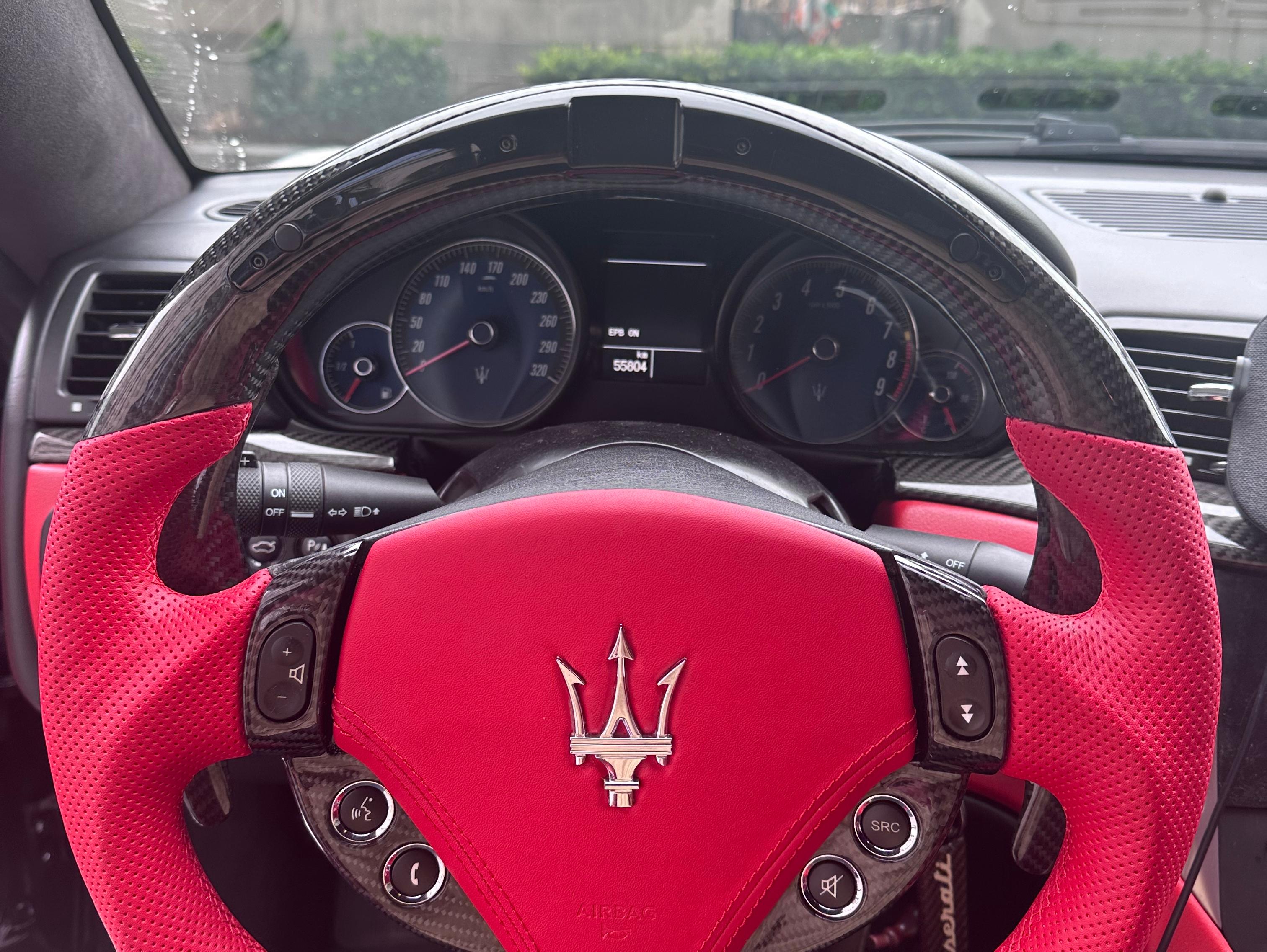 二手玛莎拉蒂 GranTurismo 黑色/红色 2013款 4.7L Sport F1
