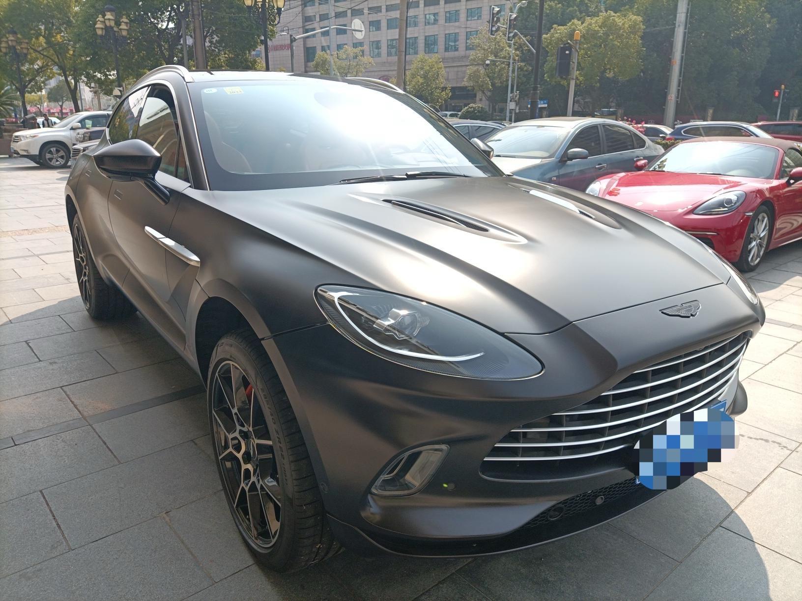 二手阿斯顿·马丁 DBX 灰色/橙色 2021款 4.0T V8 凯旋之曜