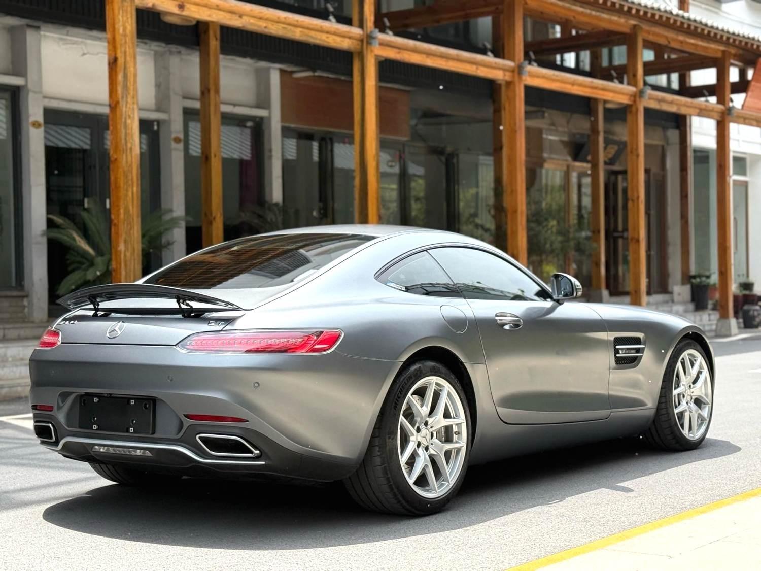 二手奔驰 AMG GT 银灰色/黑色 2016款