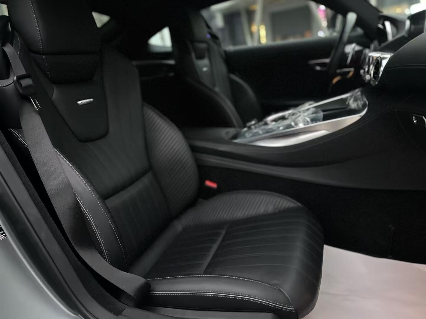 二手奔驰 AMG GT 银灰色/黑色 2016款