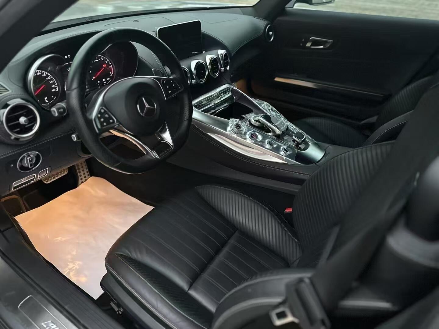 二手奔驰 AMG GT 银灰色/黑色 2016款