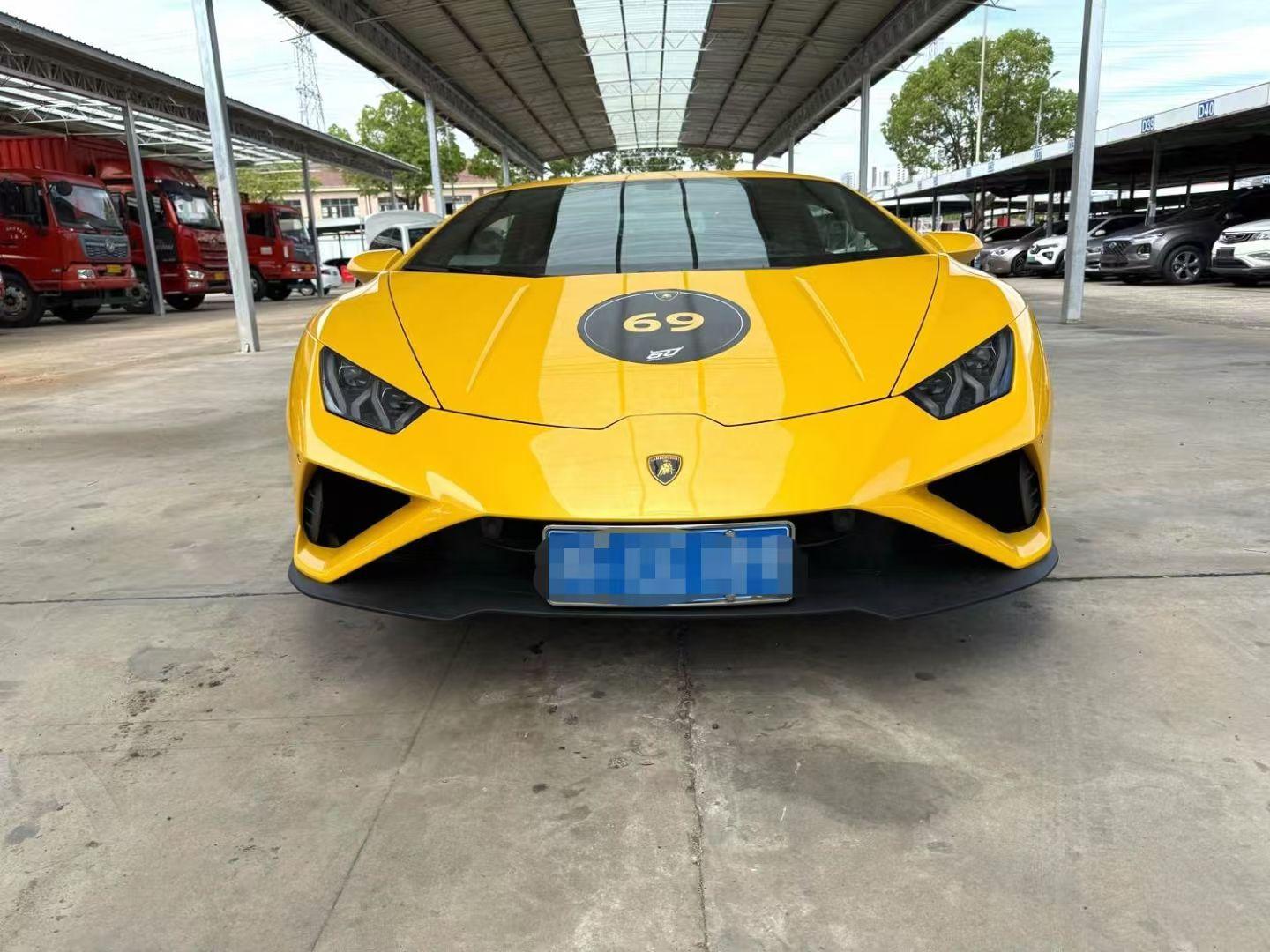 二手兰博基尼 Huracán 黄色/黑色 2020款 Huracán EVO RWD
