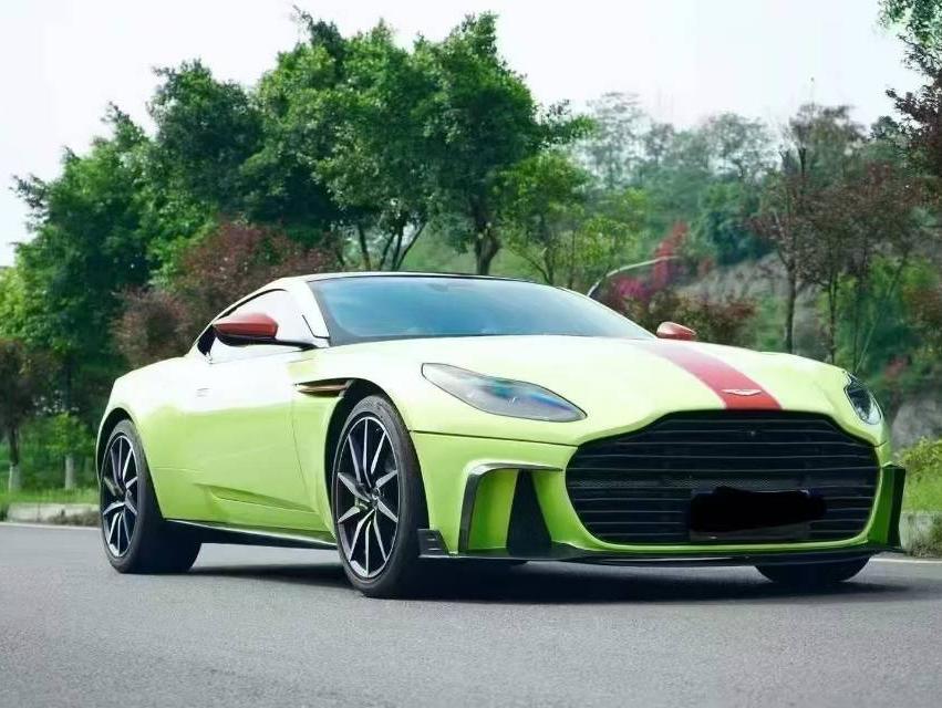 二手阿斯顿·马丁 DB11 蓝色/白/红双拼 2020款 4.0T V8 Coupe