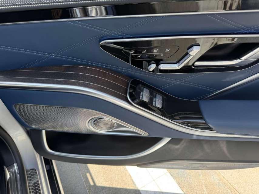 二手奔驰 迈巴赫S级 银/蓝双拼/蓝色 S680 4MATIC 匠心高定首发版 中规版