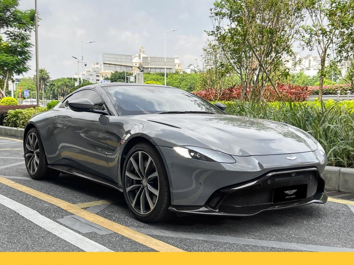 二手阿斯顿·马丁 V8 Vantage 灰色/黑色 2020款 4.0T V8 Coupe