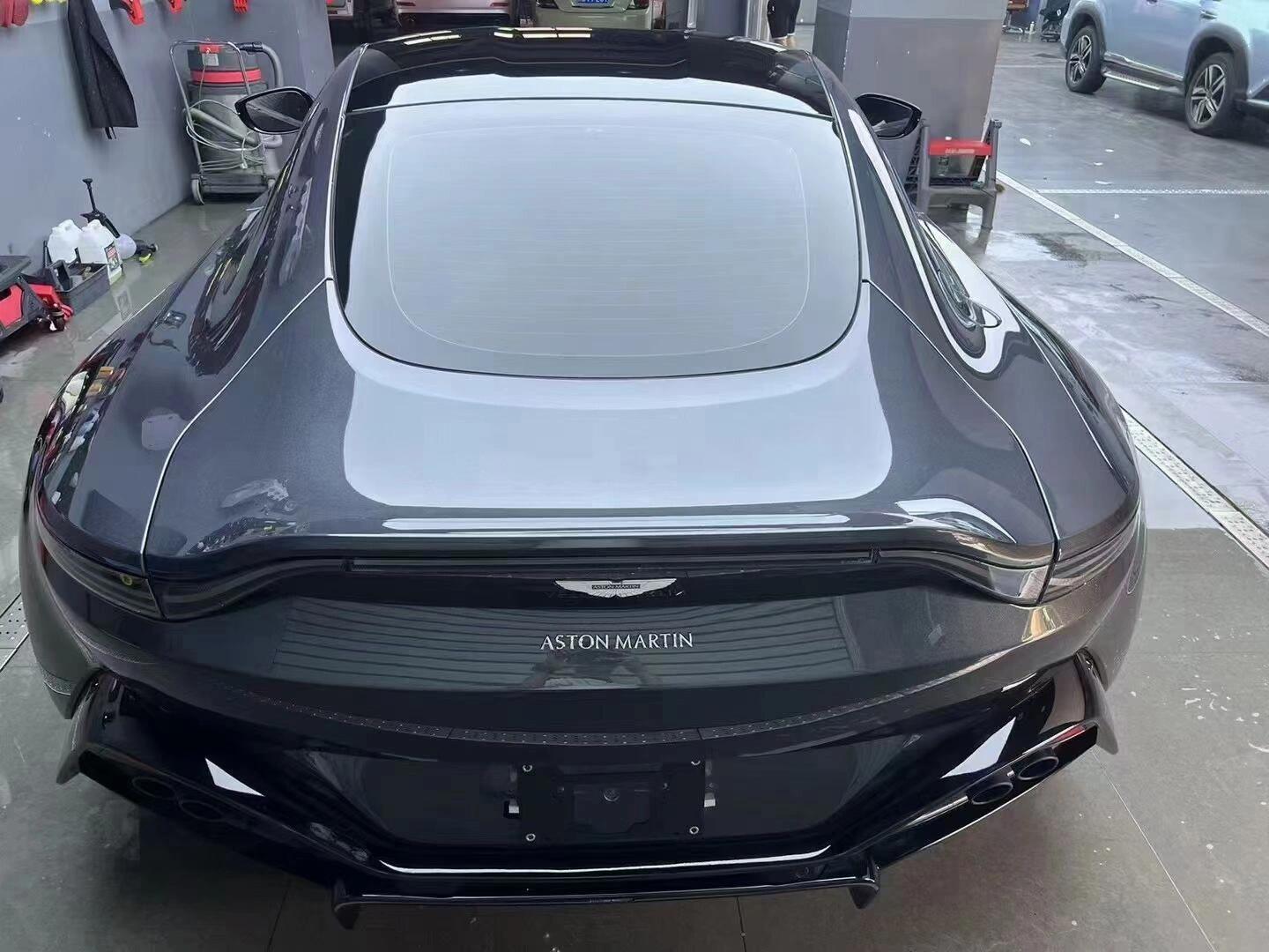 二手阿斯顿·马丁 V8 Vantage 灰色/红色 2020款 4.0T V8 Coupe