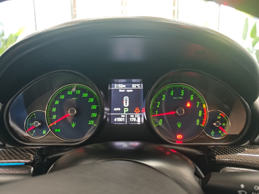 二手玛莎拉蒂 GranTurismo 蓝色/黑色 2013款 4.7L Sport Automatic
