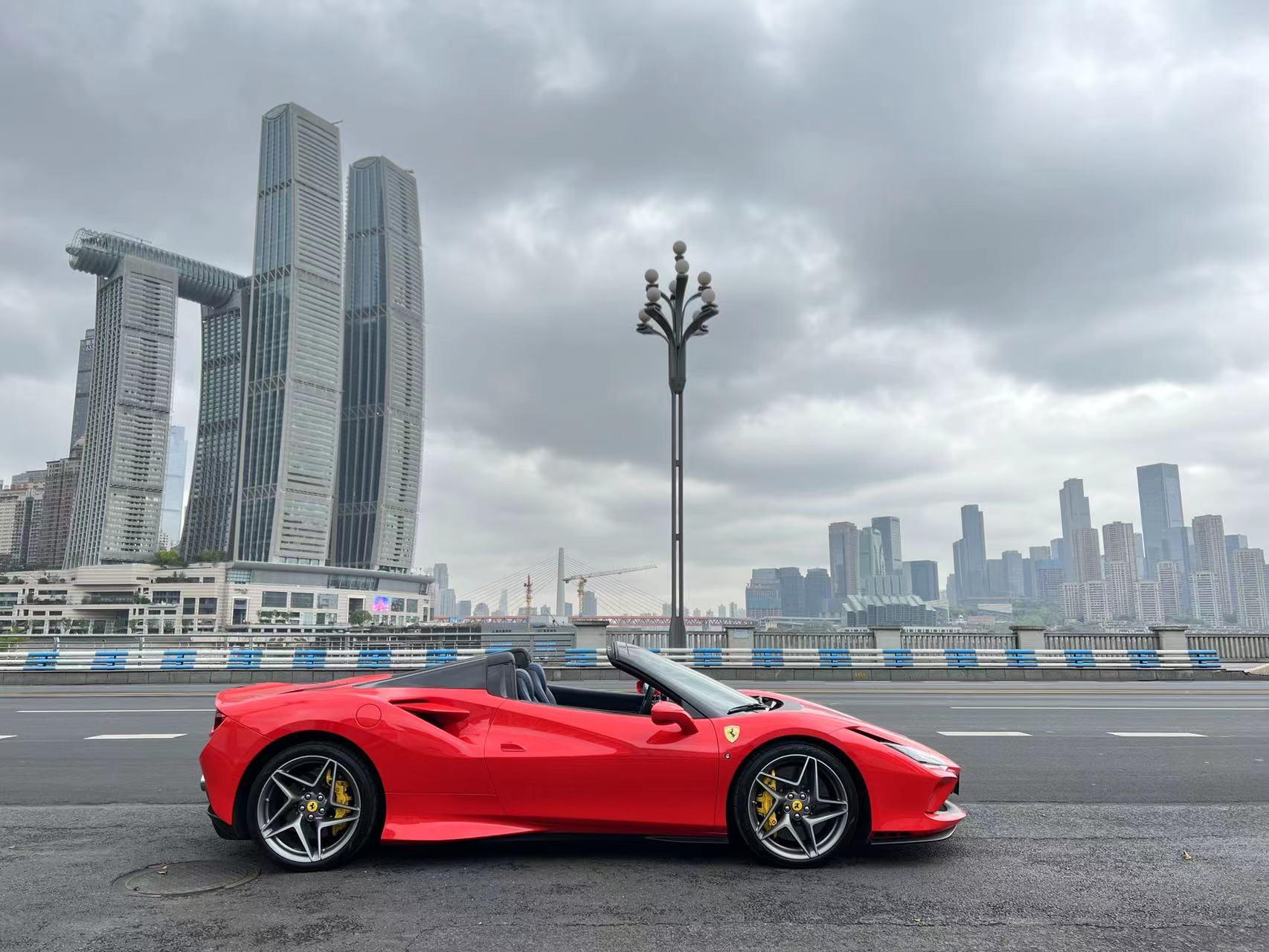 二手法拉利 F8 红色/蓝色 2020款 Spider 3.9T V8