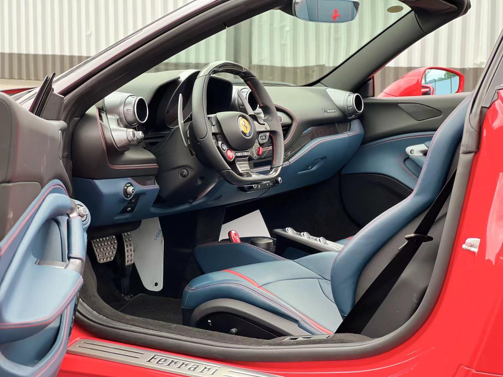 二手法拉利 F8 红色/蓝色 2020款 Spider 3.9T V8