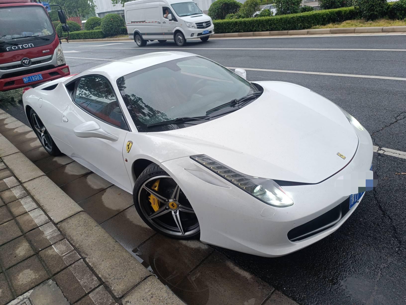 二手法拉利 458 红色/红色 2012款 4.5L Italia 中国限量版