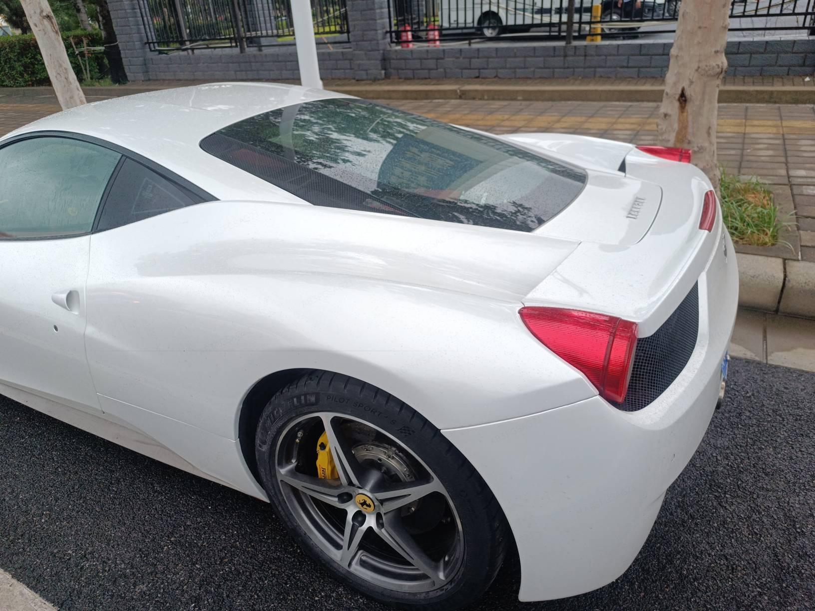二手法拉利 458 红色/红色 2012款 4.5L Italia 中国限量版