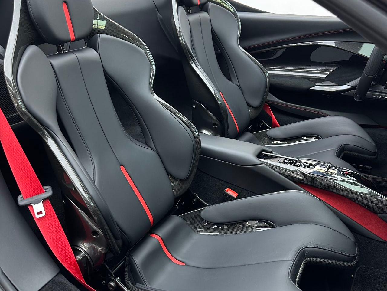 二手法拉利 296 GTB 红色/黑色 法拉利296GTS 中规版
