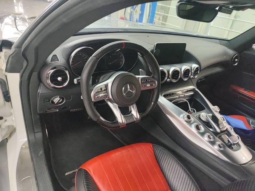 二手奔驰 AMG GT 白色/红色 2017款