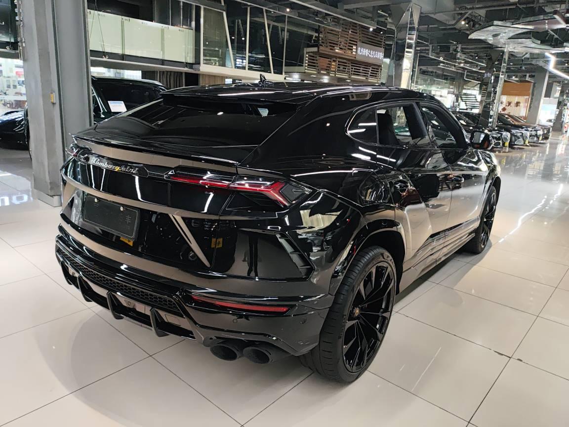 二手兰博基尼 Urus 黑色/黑橙 2021款 4.0T V8