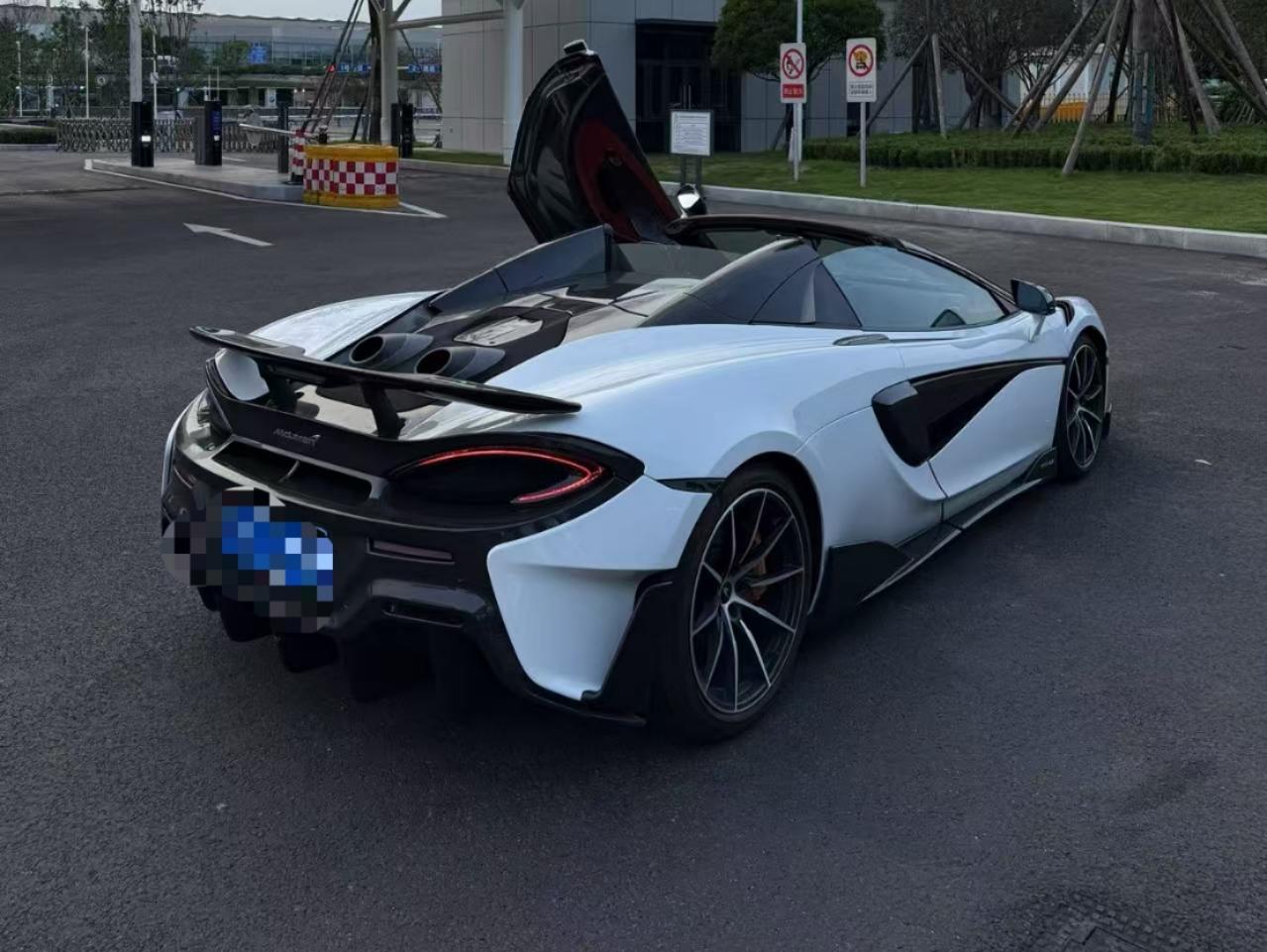 二手迈凯伦 600LT 蓝色/橘色 2019款 3.8T Spider
