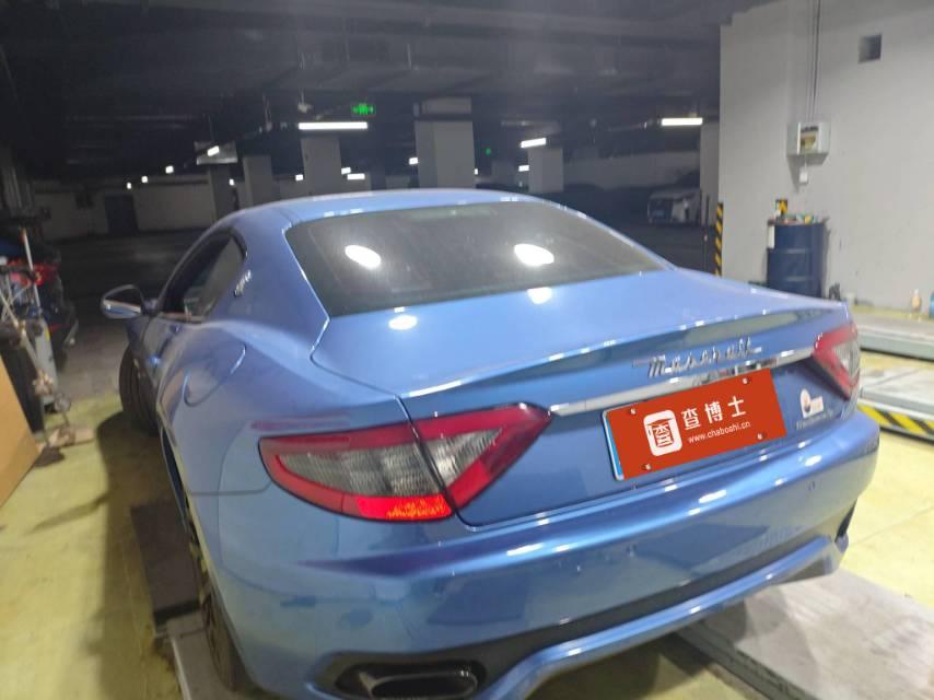 二手玛莎拉蒂 GranTurismo 蓝色/红色 2013款 4.7L Sport Automatic