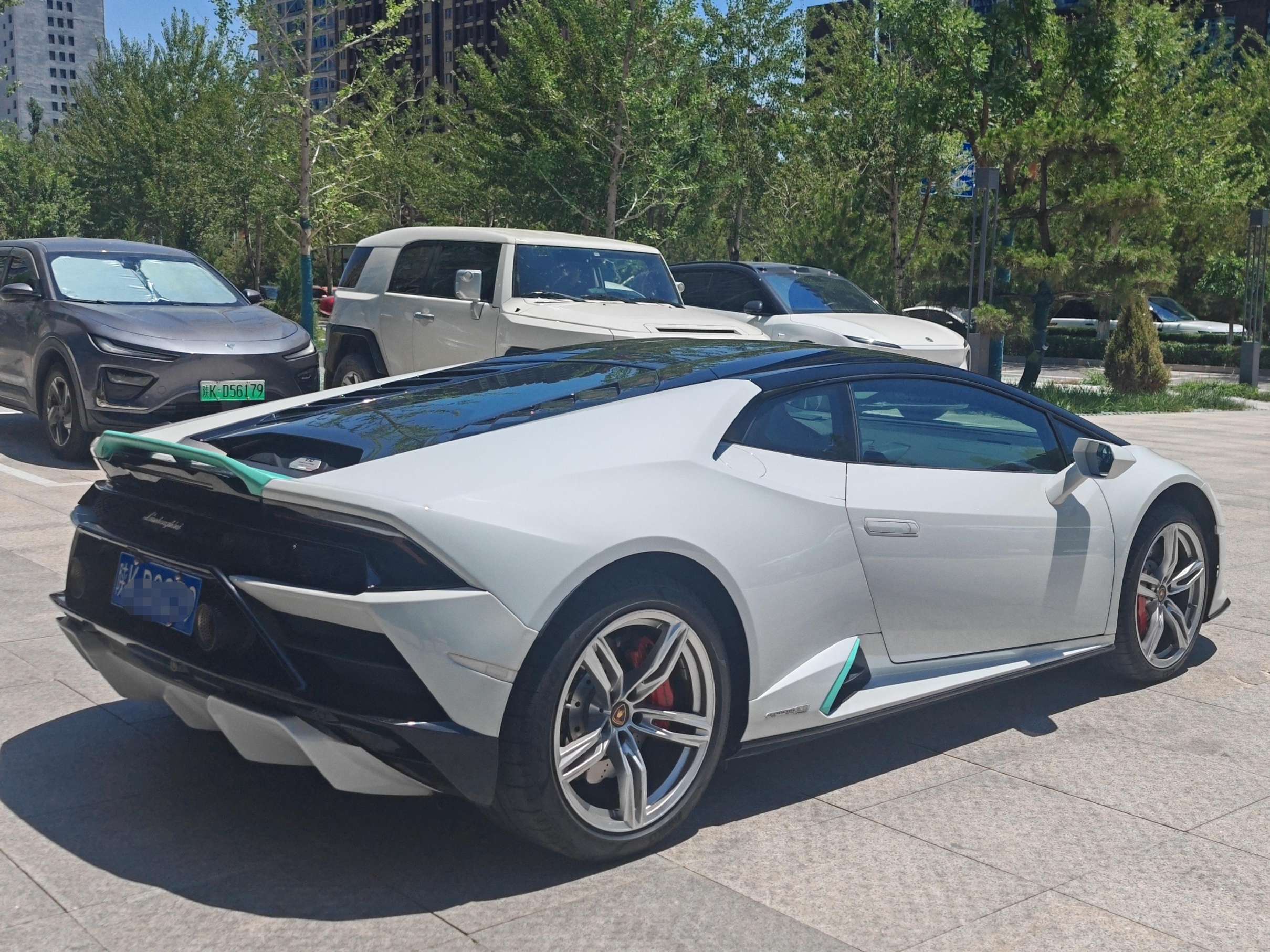 二手兰博基尼 Huracán 白色/红色 2020款 Huracán EVO RWD
