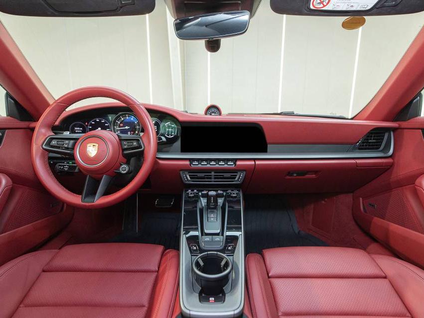 二手保时捷 911 银色/红色  2022款 Targa 4 3.0T