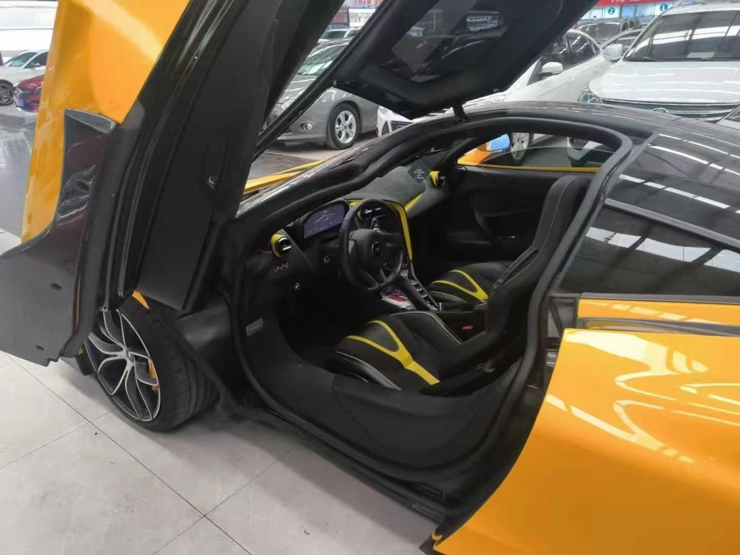 二手迈凯伦 720S 黄色/黑色 2019款 4.0T Coupe