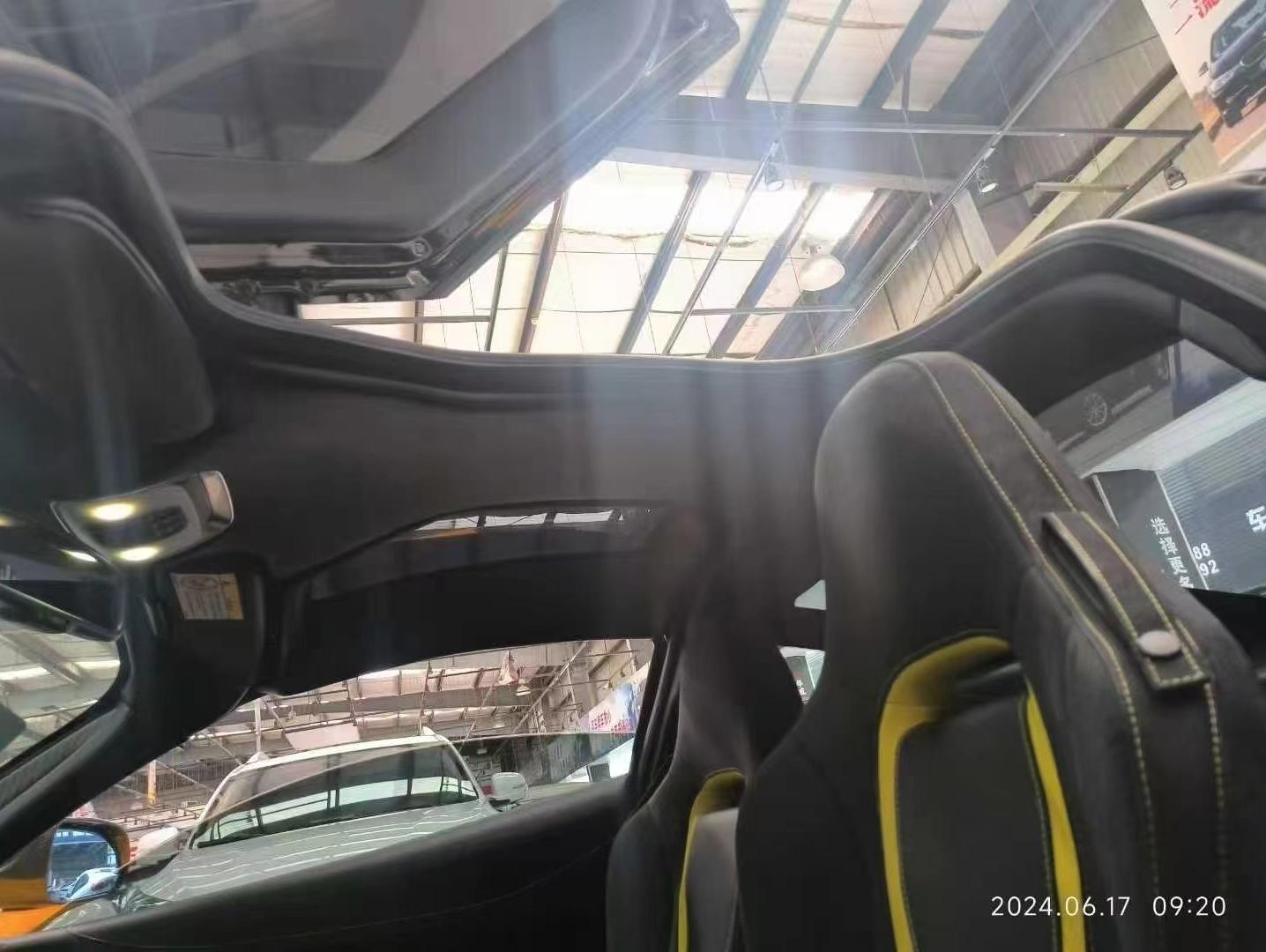 二手迈凯伦 720S 黄色/黑色 2019款 4.0T Coupe