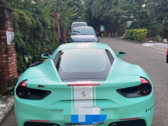 二手法拉利 488 红色/黑色 2015款 488 GTB