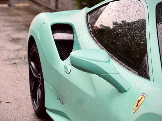二手法拉利 488 红色/黑色 2015款 488 GTB