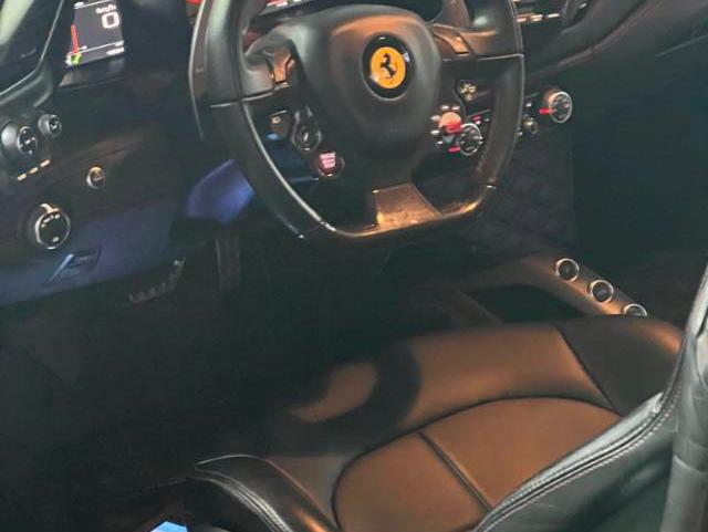 二手法拉利 488 红色/黑色 2015款 488 GTB