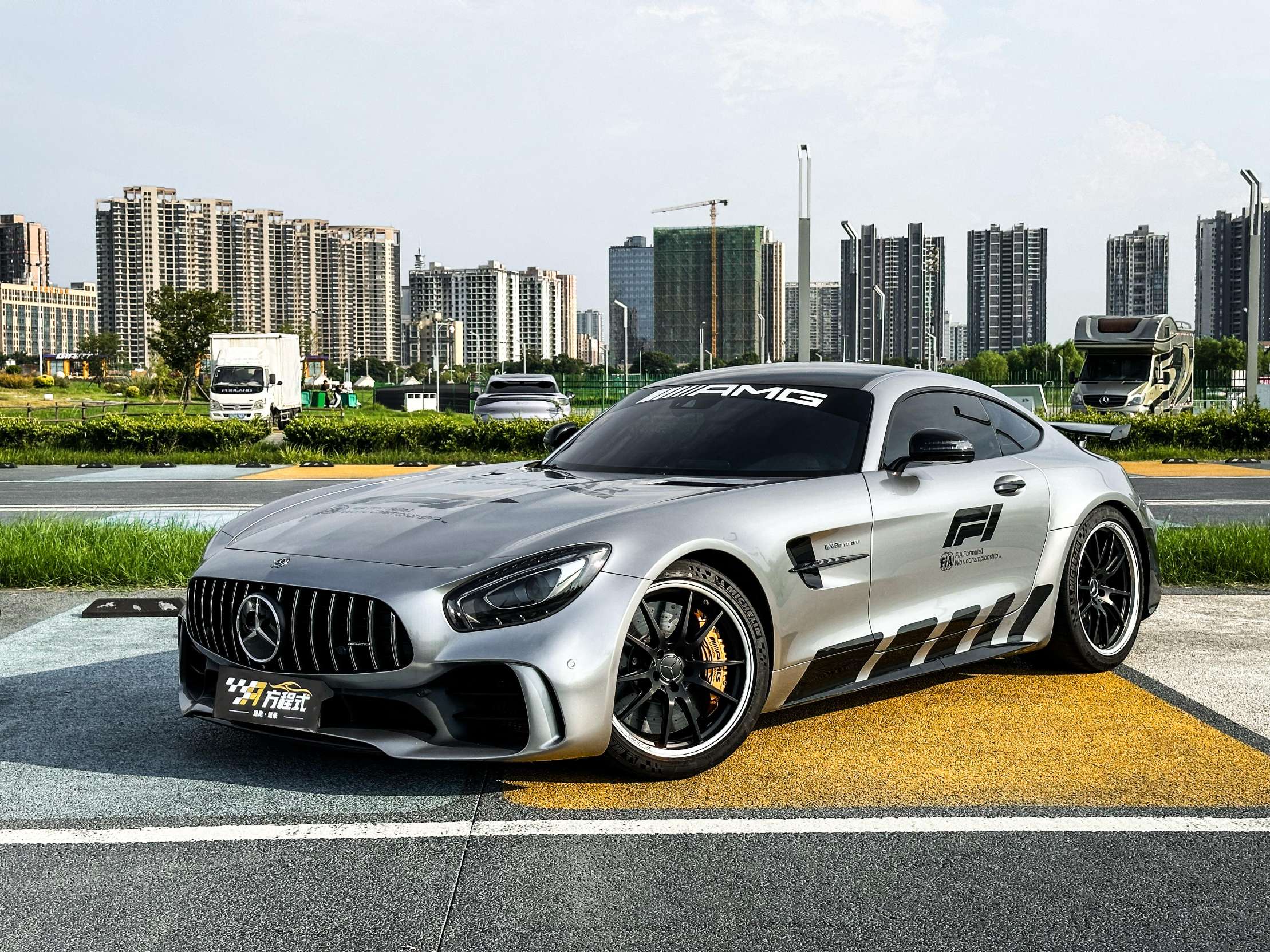 二手奔驰 AMG GT 魔焰绿/黑色 2017款 GT R