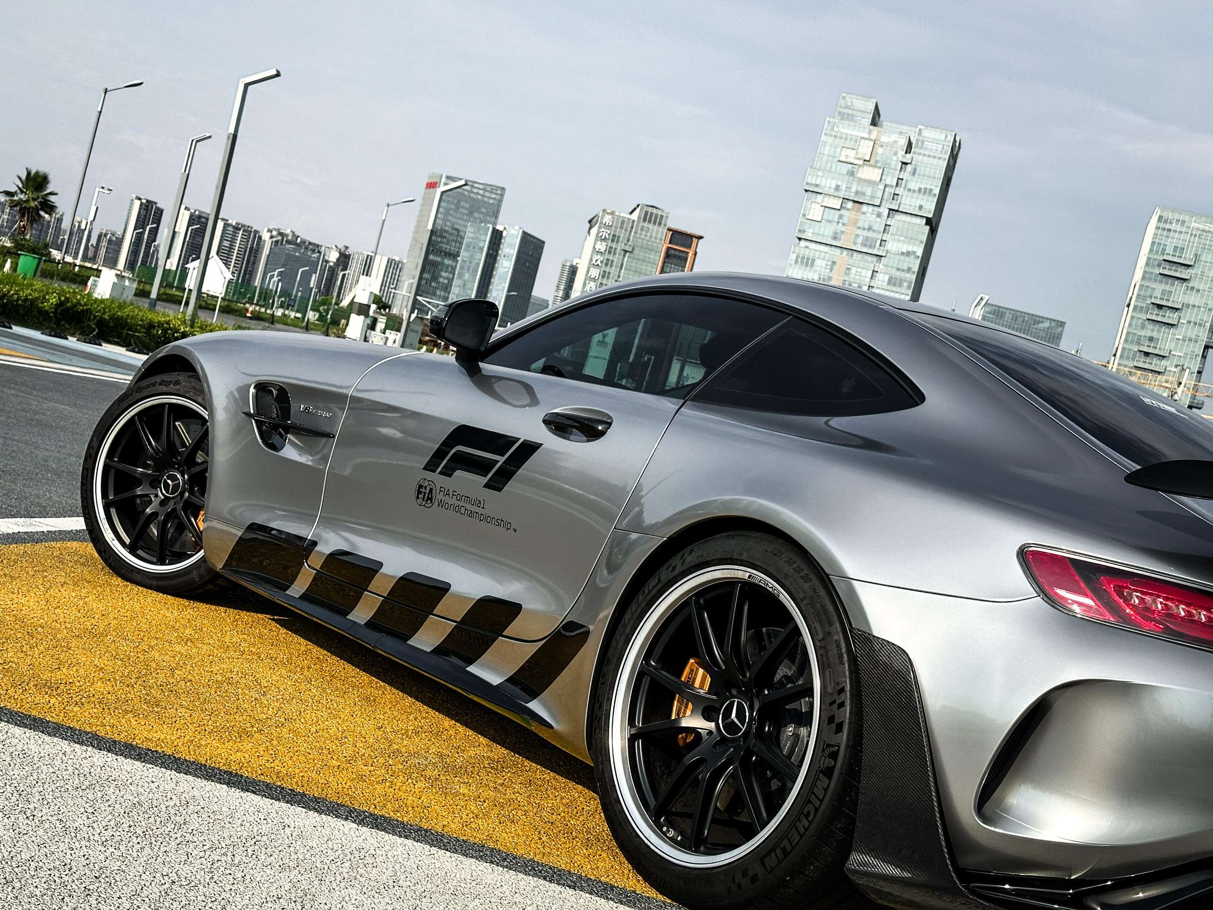 二手奔驰 AMG GT 魔焰绿/黑色 2017款 GT R