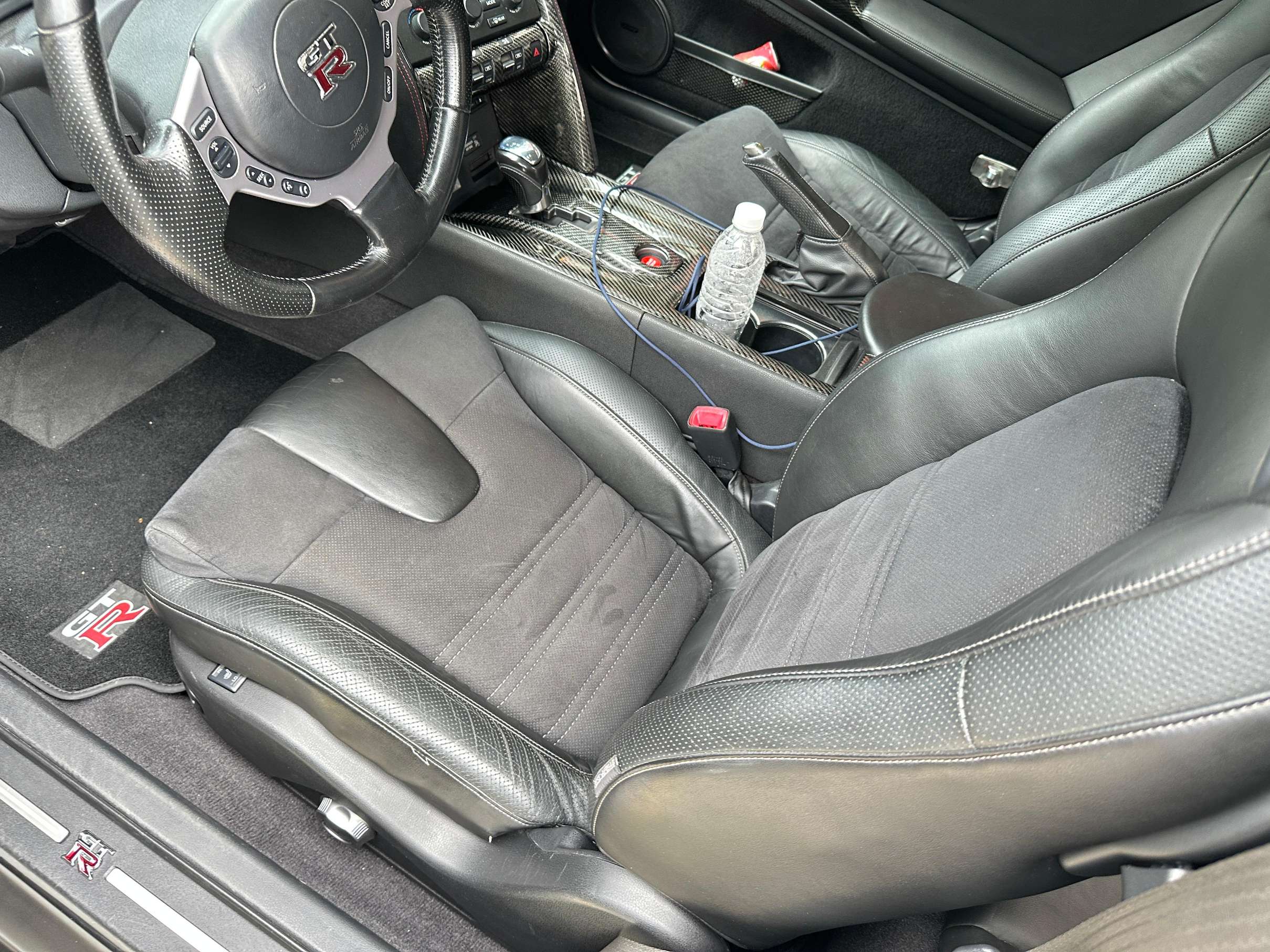 二手日产 GT-R 白色/黑色 GTR Premium Edition  中规版