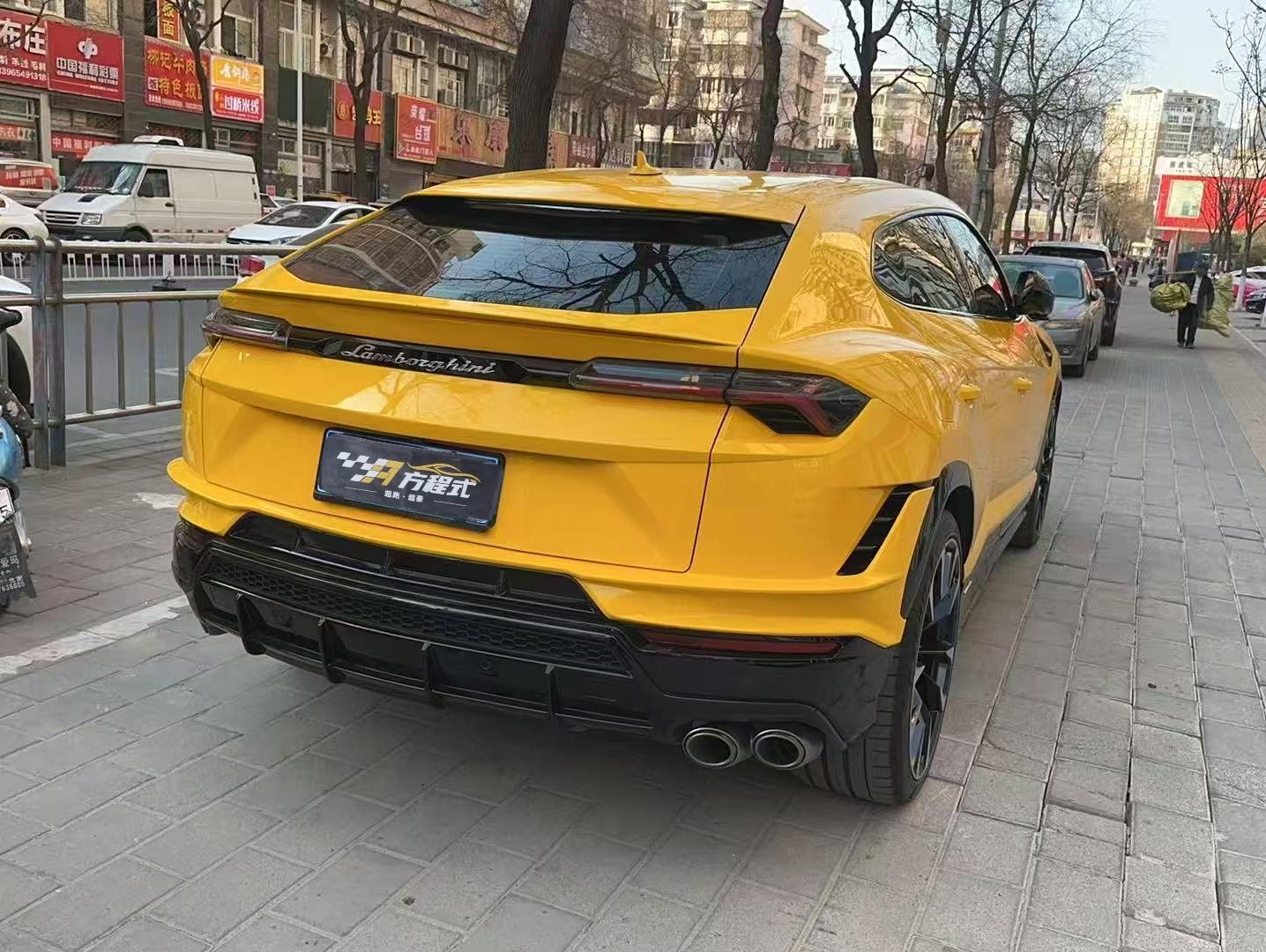 二手兰博基尼 Urus 灰色/黑色 Urus S 中规版