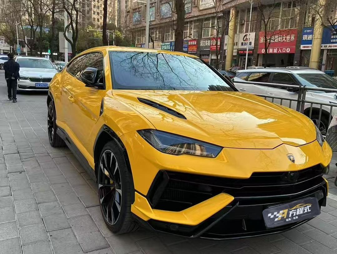 二手兰博基尼 Urus 灰色/黑色 Urus S 中规版