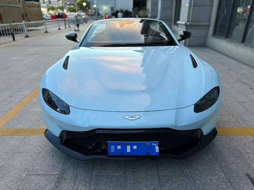 二手阿斯顿·马丁 V8 Vantage 灰色/红色 2020款 4.0T V8 Roadster