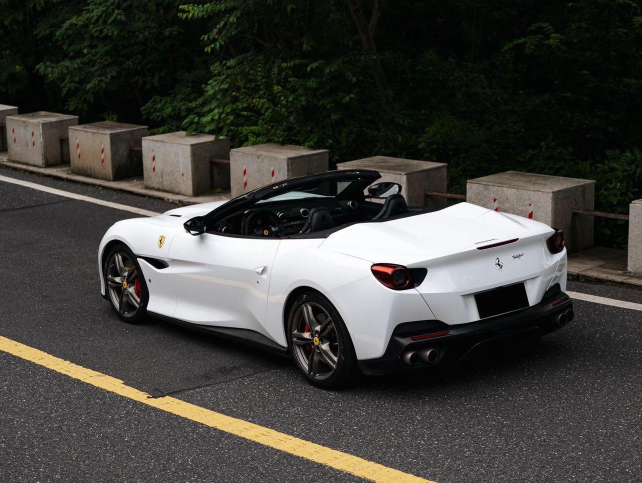 二手法拉利 Portofino 黄色/黑色 2018款 3.9T