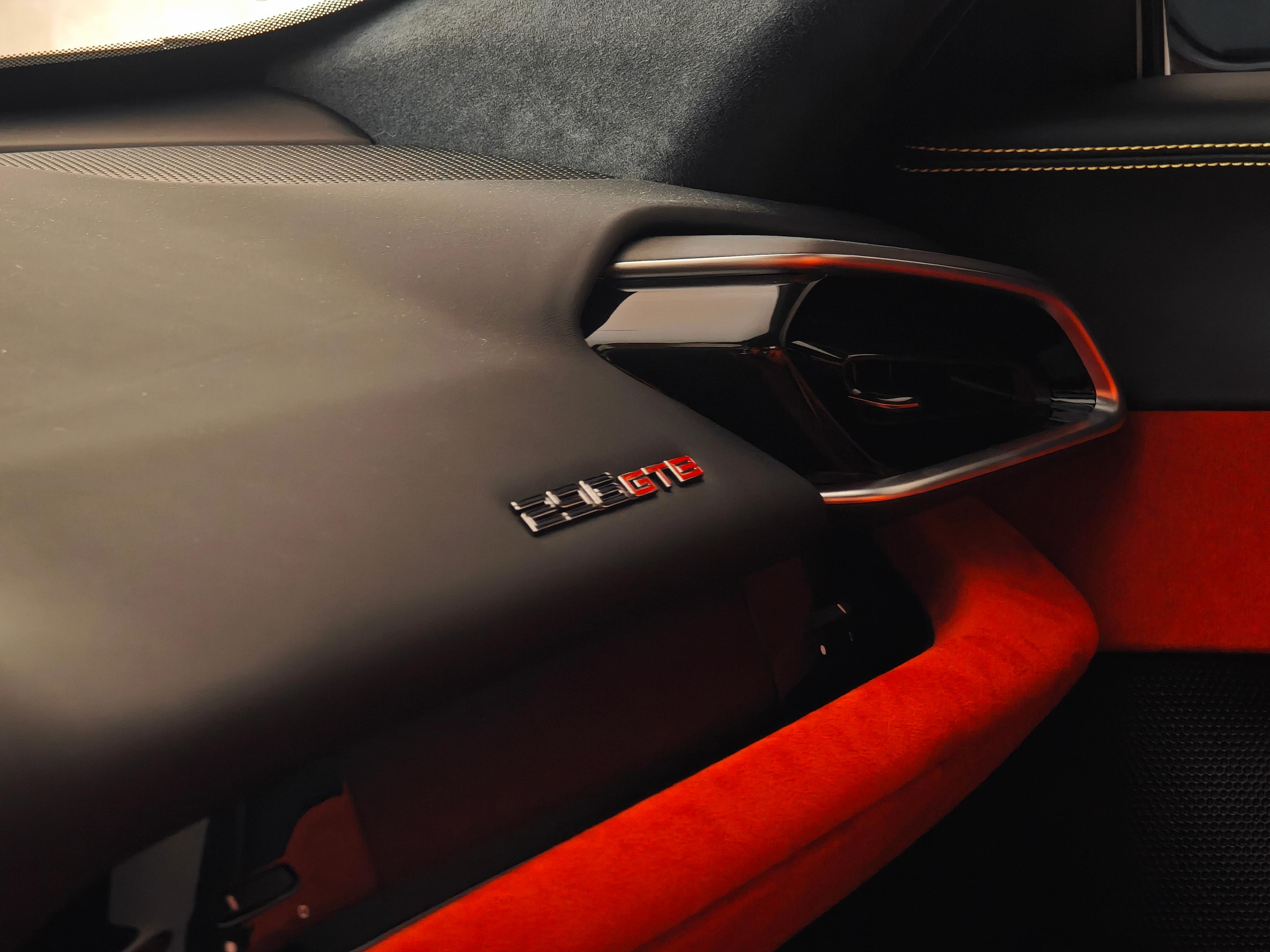 二手法拉利 296 GTB 红色/红色 2021款 3.0T 