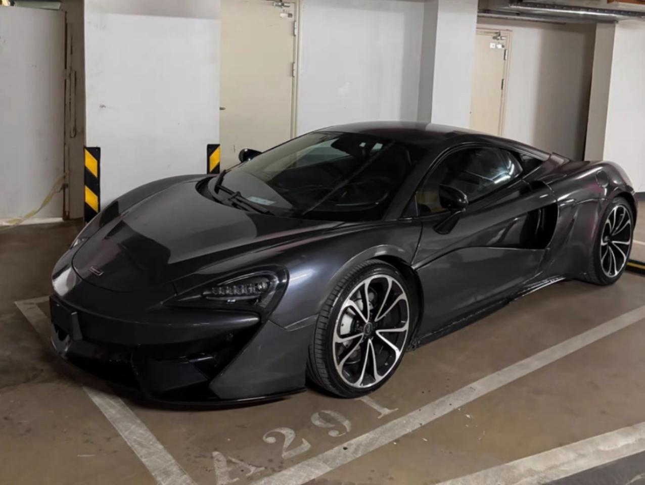 二手迈凯伦 540C 蓝色/黑色 2015款 3.8T Coupe